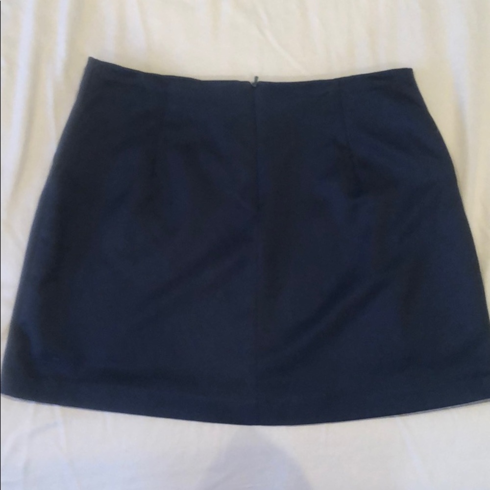 Mini skirt - Picture 2 of 3
